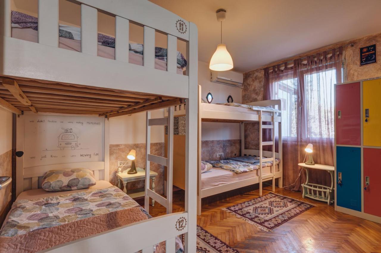 Q Podgorica Beds,Rooms And More Exteriör bild